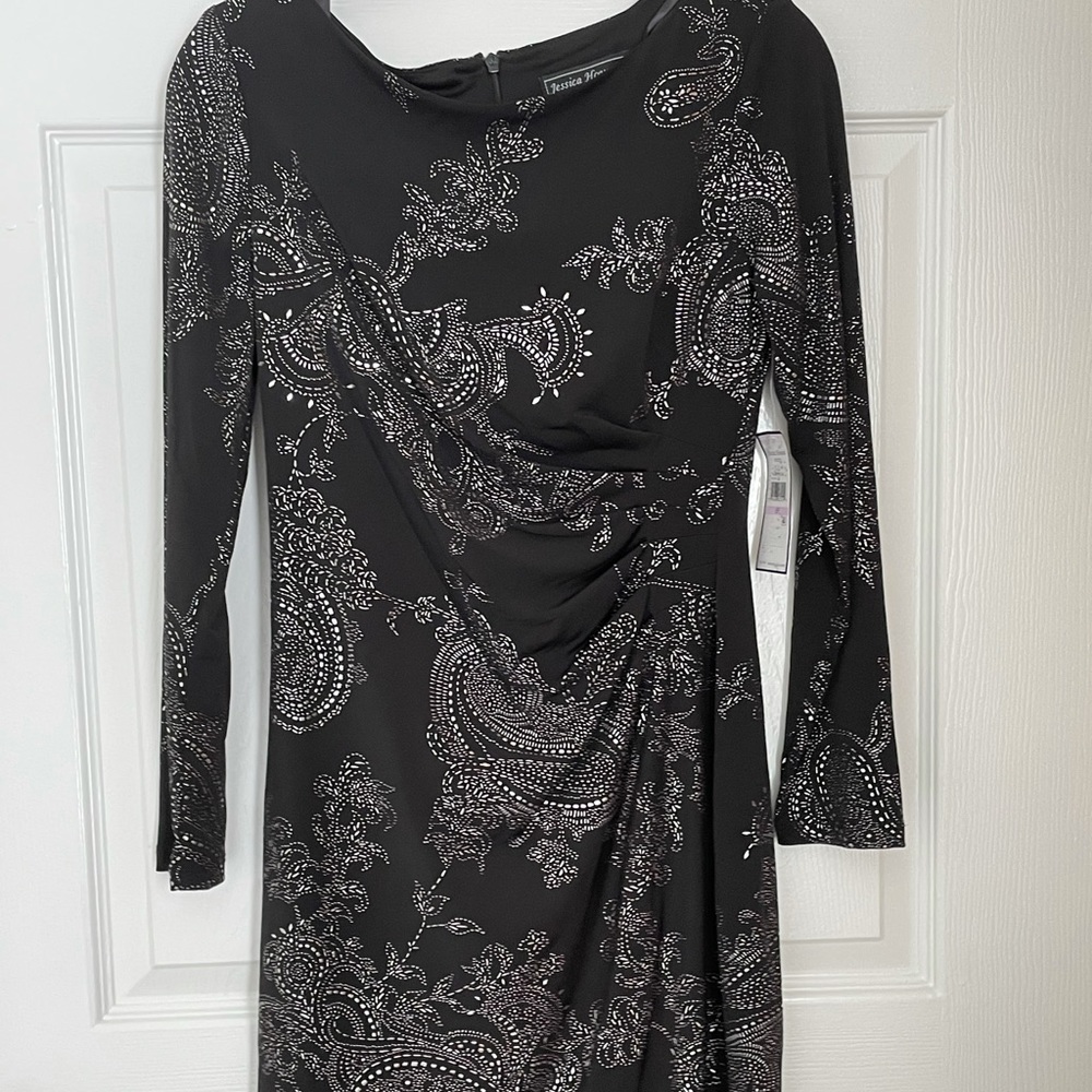 Size 6p dress.